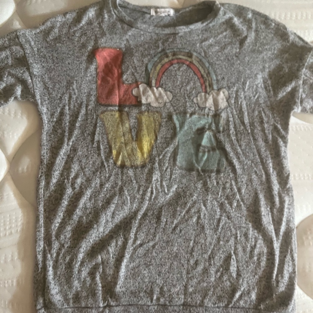 Eyeshadow Gray and Red Short Sleeve Tee with LOVE Graphic
